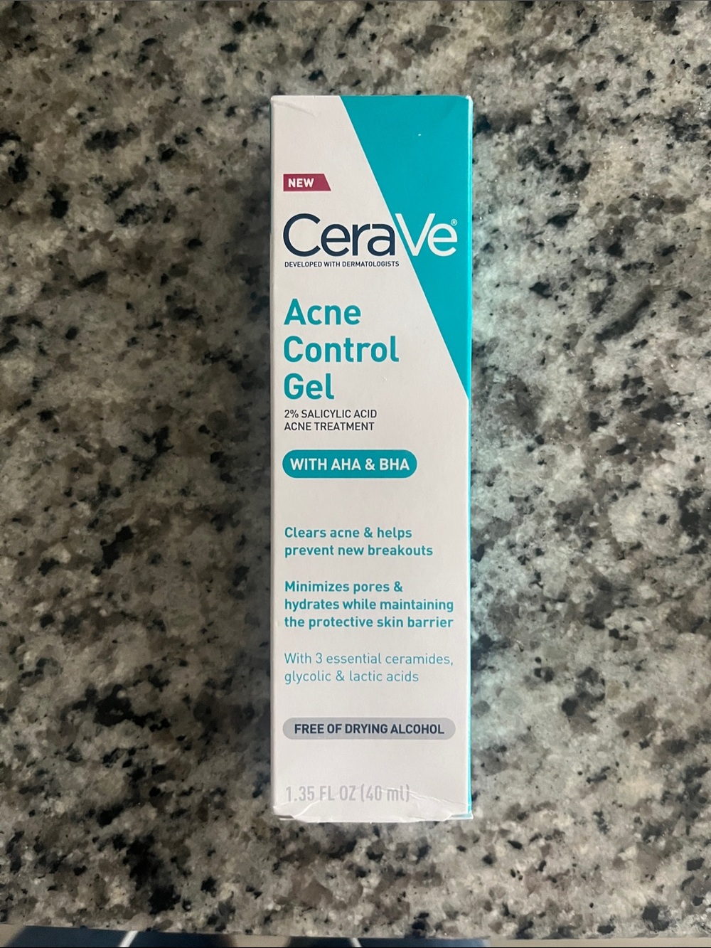 rave Acne Control Gel – Teal & White